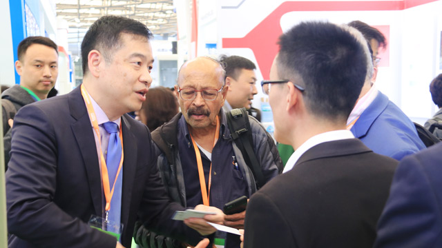 可瑞斯攜玻璃鋼風(fēng)機(jī)等參展上海新國際博覽中心！