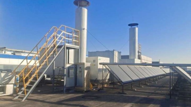 通風機設計與計算中，除了滿足一定流量和全壓外，還有哪些要求？